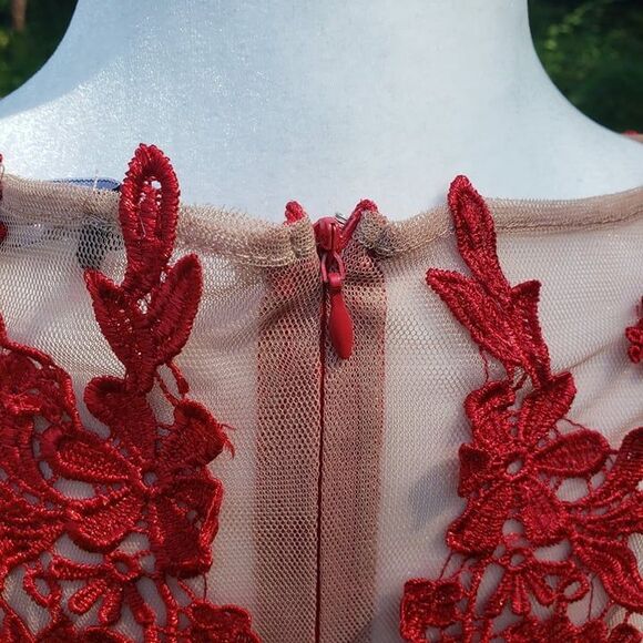 CQ by CQ size medium M Red Mermaid Prom Dress Lace Mesh floral bodice - Picture 7 of 11